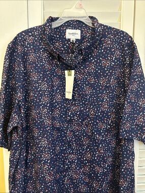 Goodfellow & Co Navy Button-Down Shirt with Pink & White Floral Print